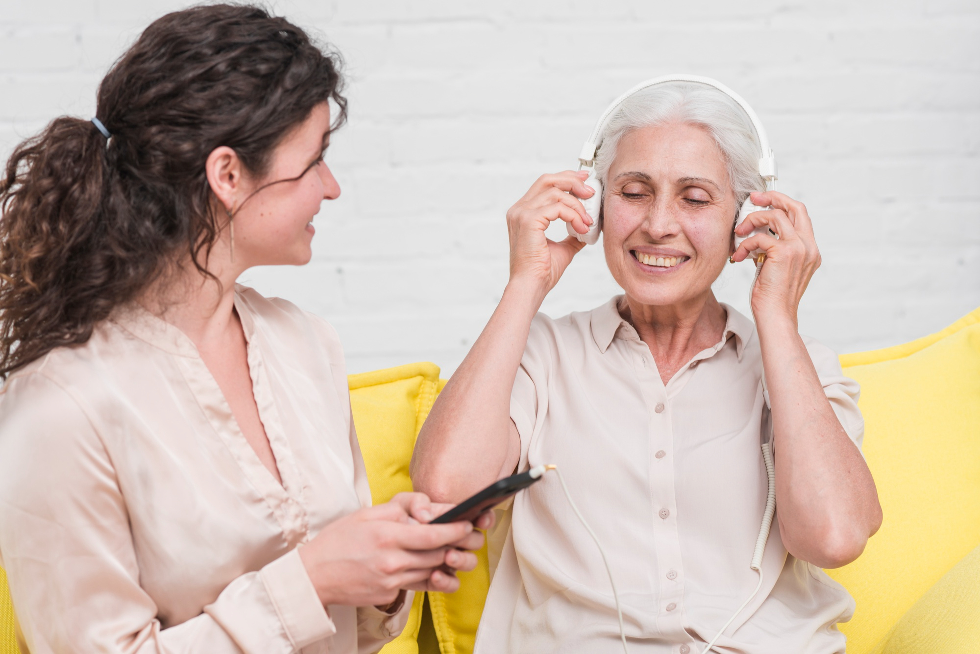 Fonoaudiologia na reabilitação de pacientes pós-AVC